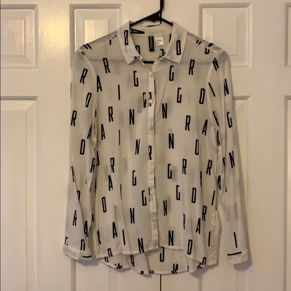 H&M Letter print blouse